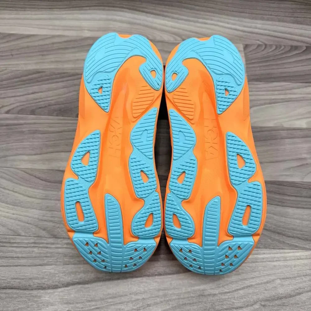 Hoka skyflow neon